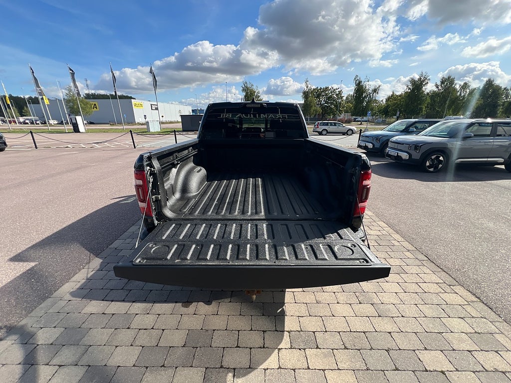 Dodge RAM 1500 2023 - miniatyr 18