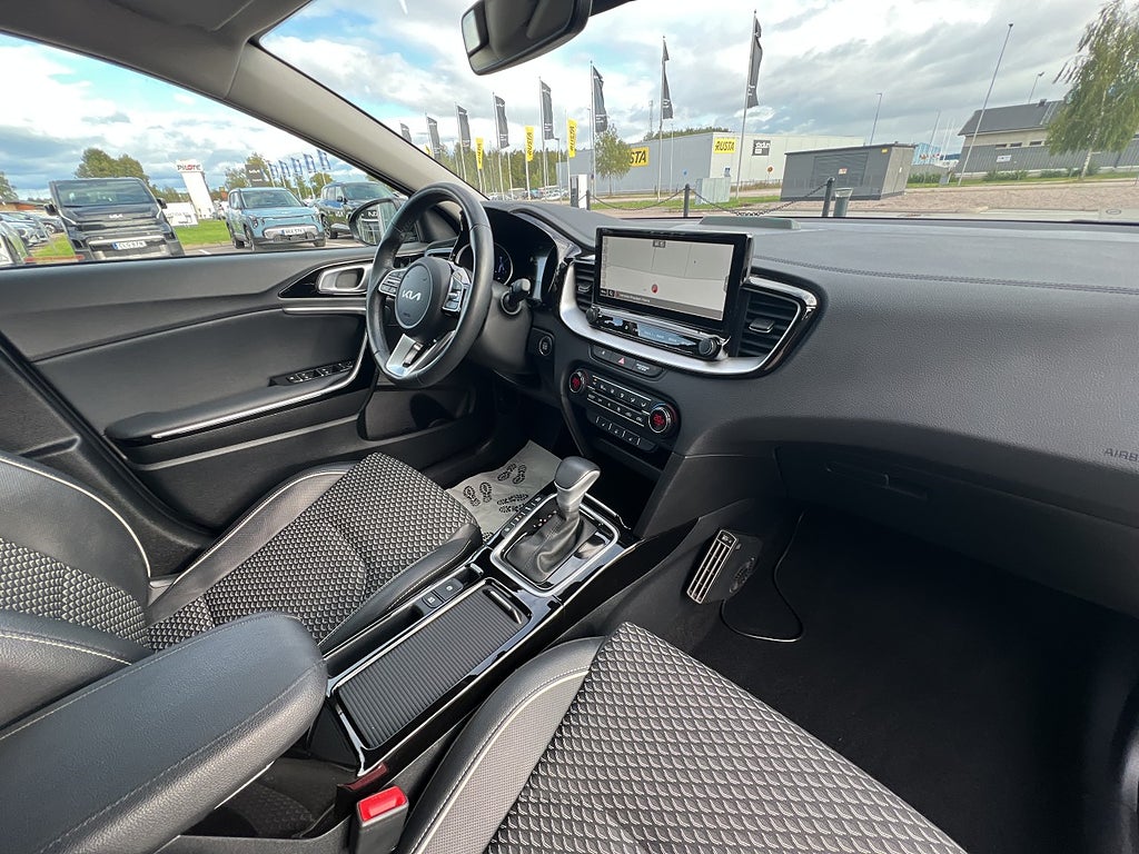 Kia Ceed 2023 - miniatyr 17