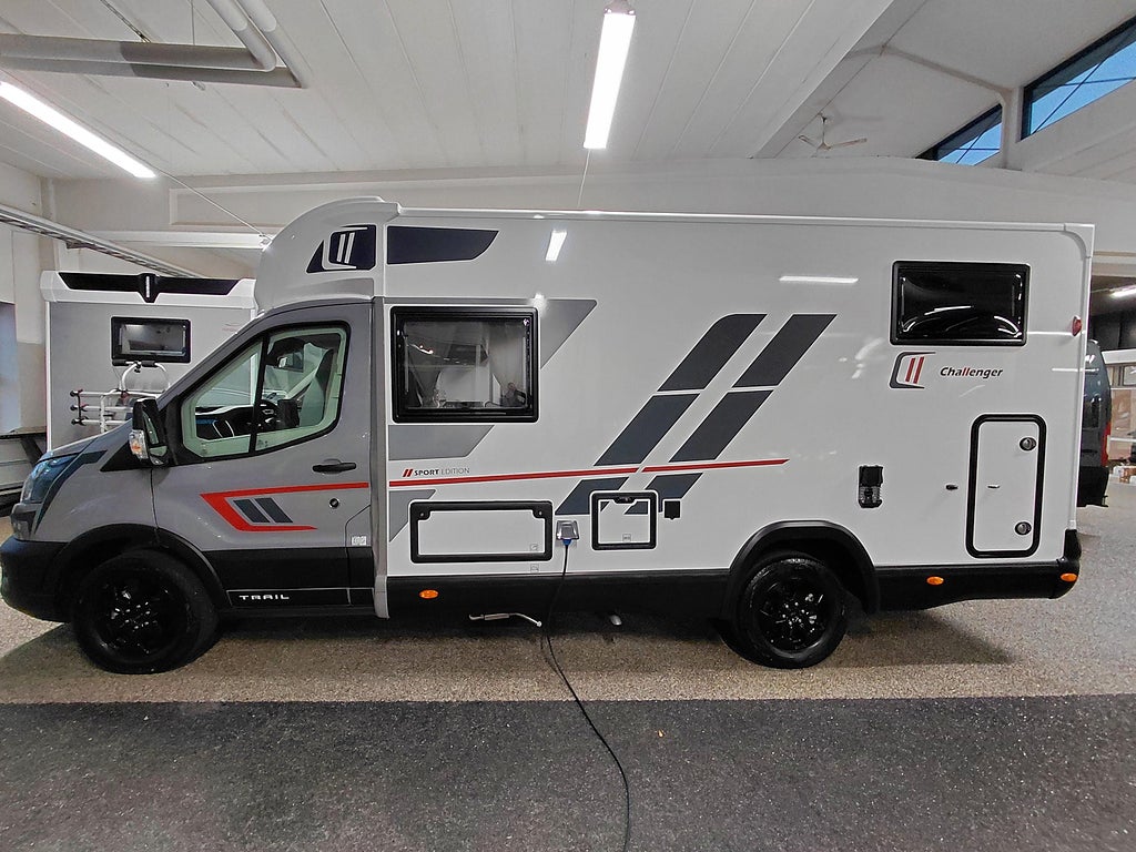 CHALLENGER S217 Sport Edition Istället för plåtis. Långbäddar automat stort
