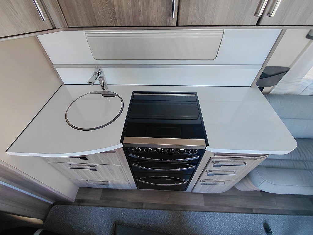 Kabe Royal 630 GLE KS 2018 - miniatyr 9