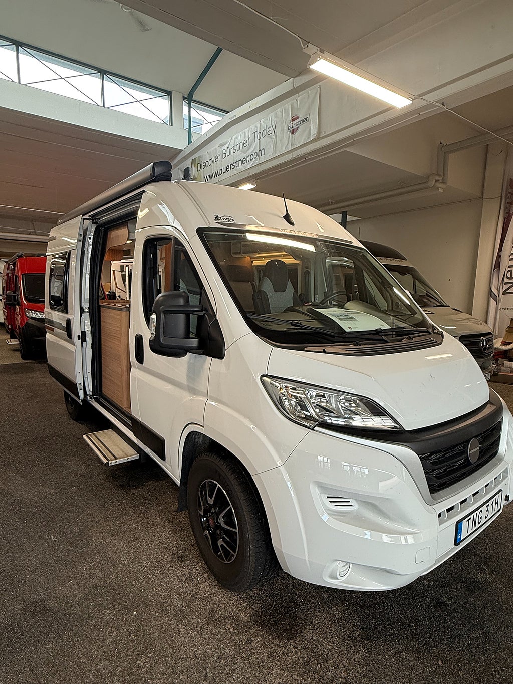 Weinsberg Carabus 540 MQ Tvärbädd, 5.4M lång, 1400 mil!! STJÄRNPRIS!!