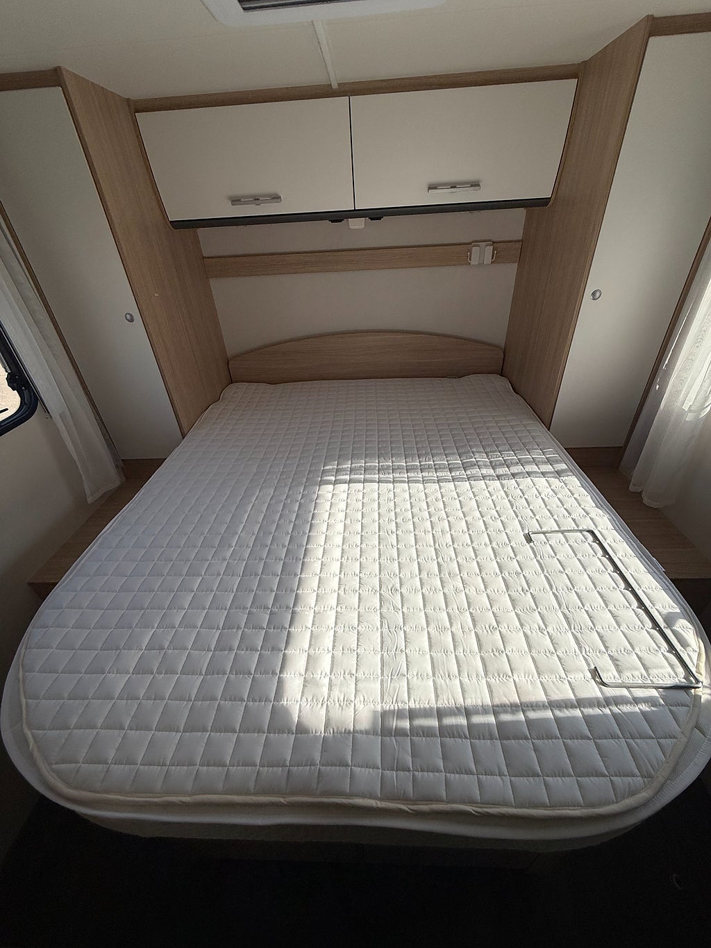 Sunlight Capron I69 2018 - miniatyr 26