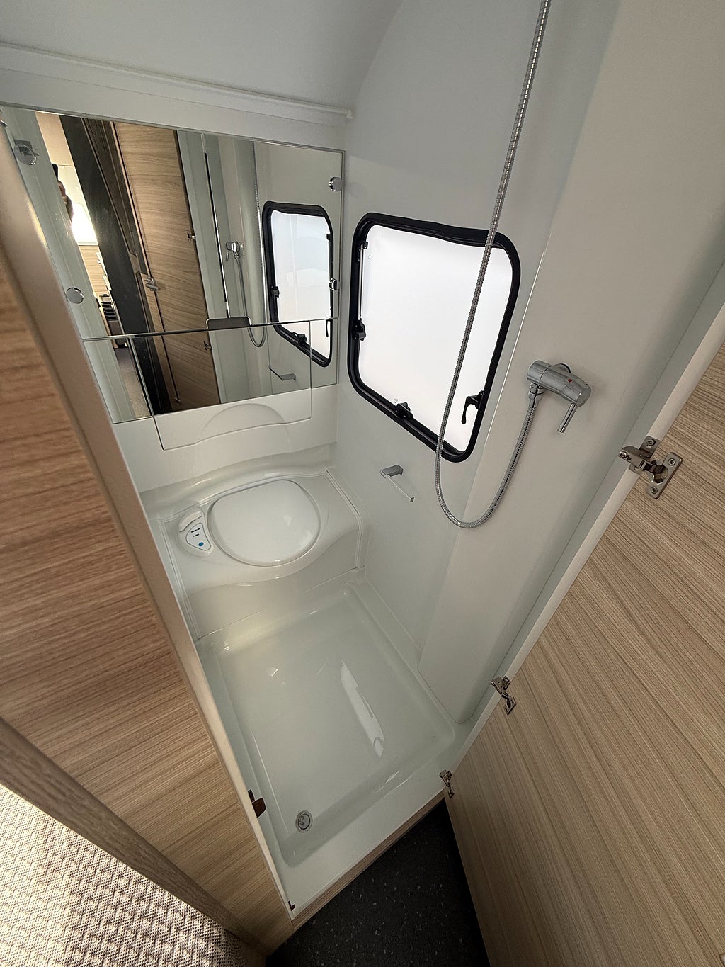 Adria Altea 432 2023 - miniatyr 9