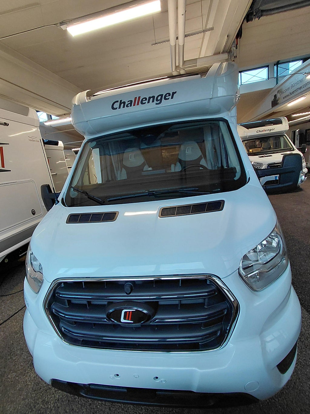 CHALLENGER 317 Graphite Edition 2026 - miniatyr 4