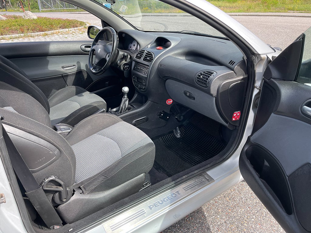Peugeot 206 2003 - miniatyr 8