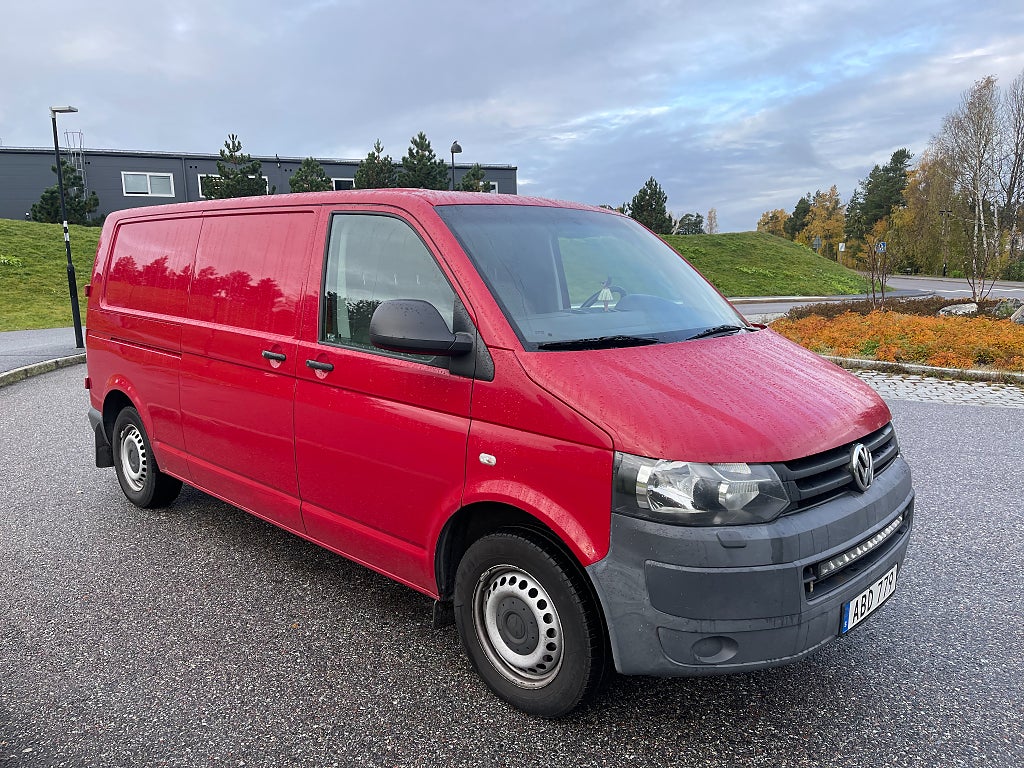 Volkswagen Transporter 2013 - bild 1 av 8