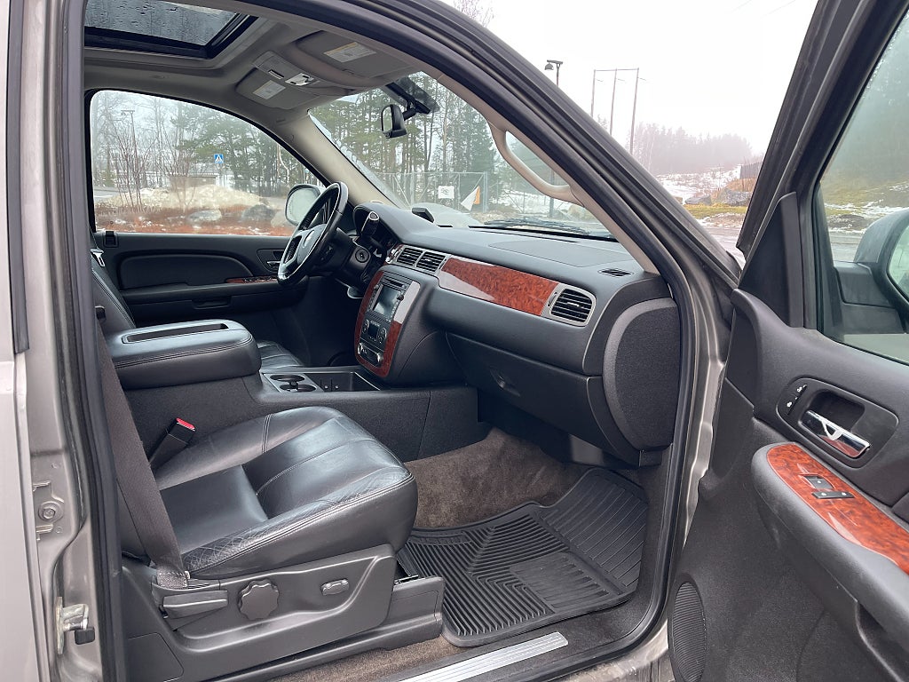 Chevrolet Tahoe 2008 - miniatyr 8