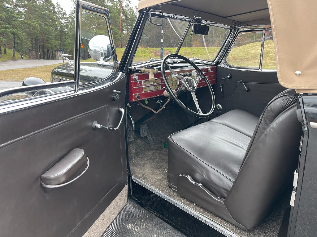Cadillac LaSalle 1936 - miniatyr 11
