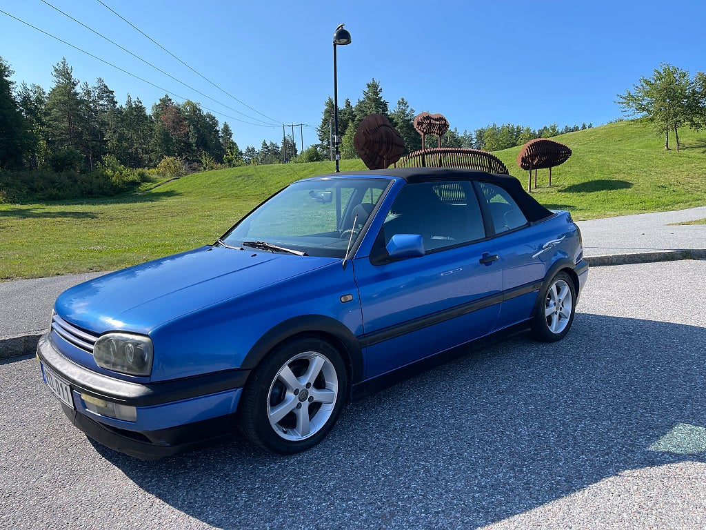 Volkswagen Golf 1998 - bild 1 av 8