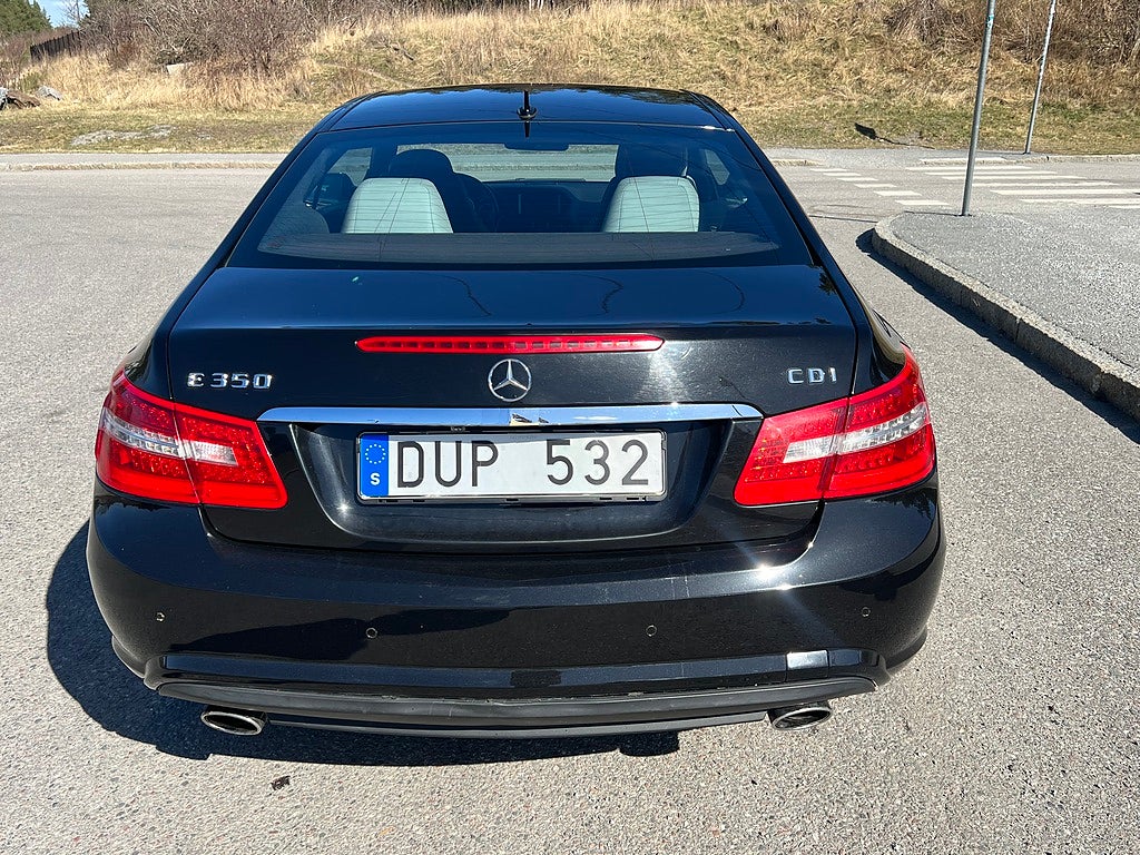 Mercedes-Benz E 2010 - miniatyr 3