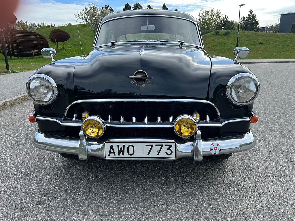 Opel Kapitan 1954 - miniatyr 2