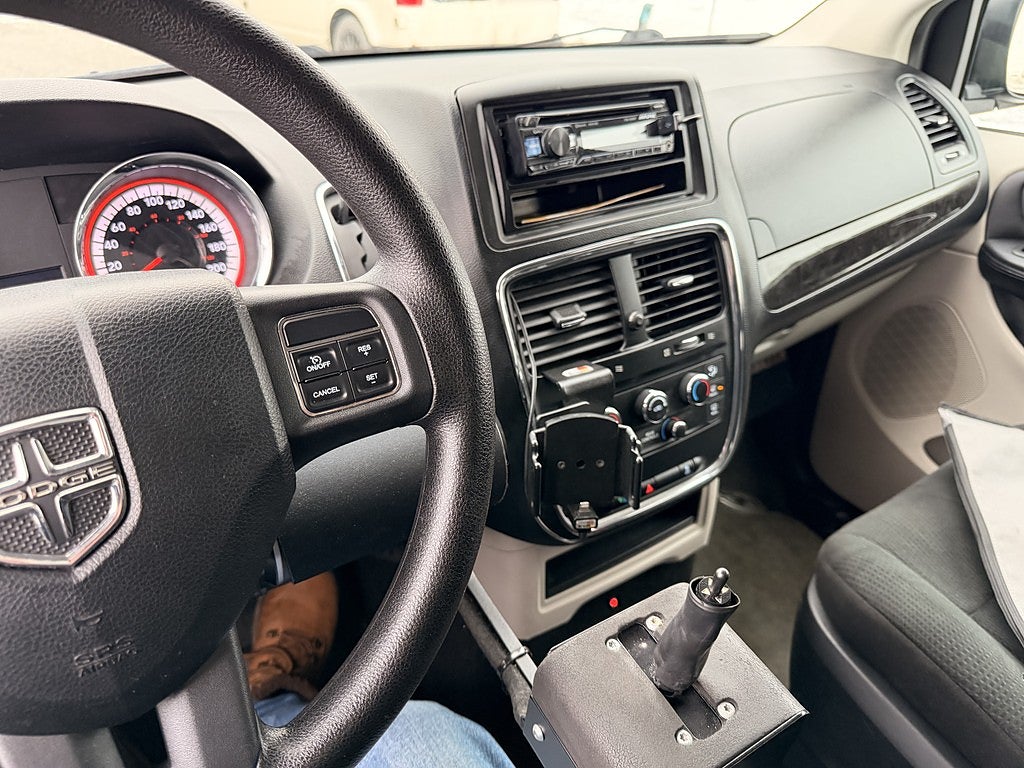 Dodge Grand Caravan 2012 - miniatyr 15
