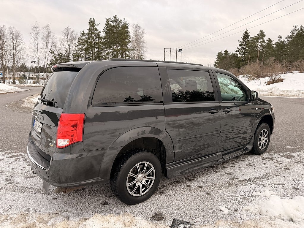 Dodge Grand Caravan 2012 - miniatyr 5