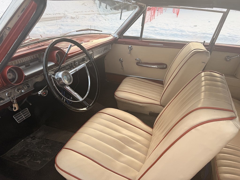 Ford Galaxie 1963 - miniatyr 8