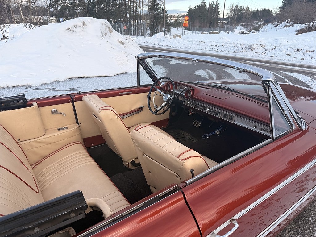 Ford Galaxie 1963 - miniatyr 10