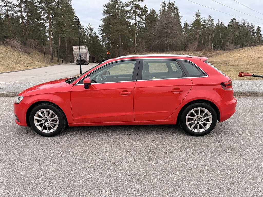 Audi A3 2014 - miniatyr 2