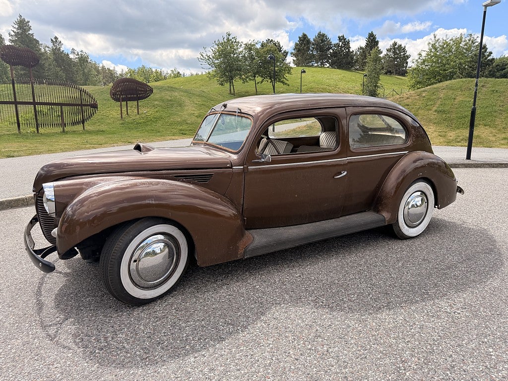 Ford Super Deluxe 1939 - bild 1 av 8