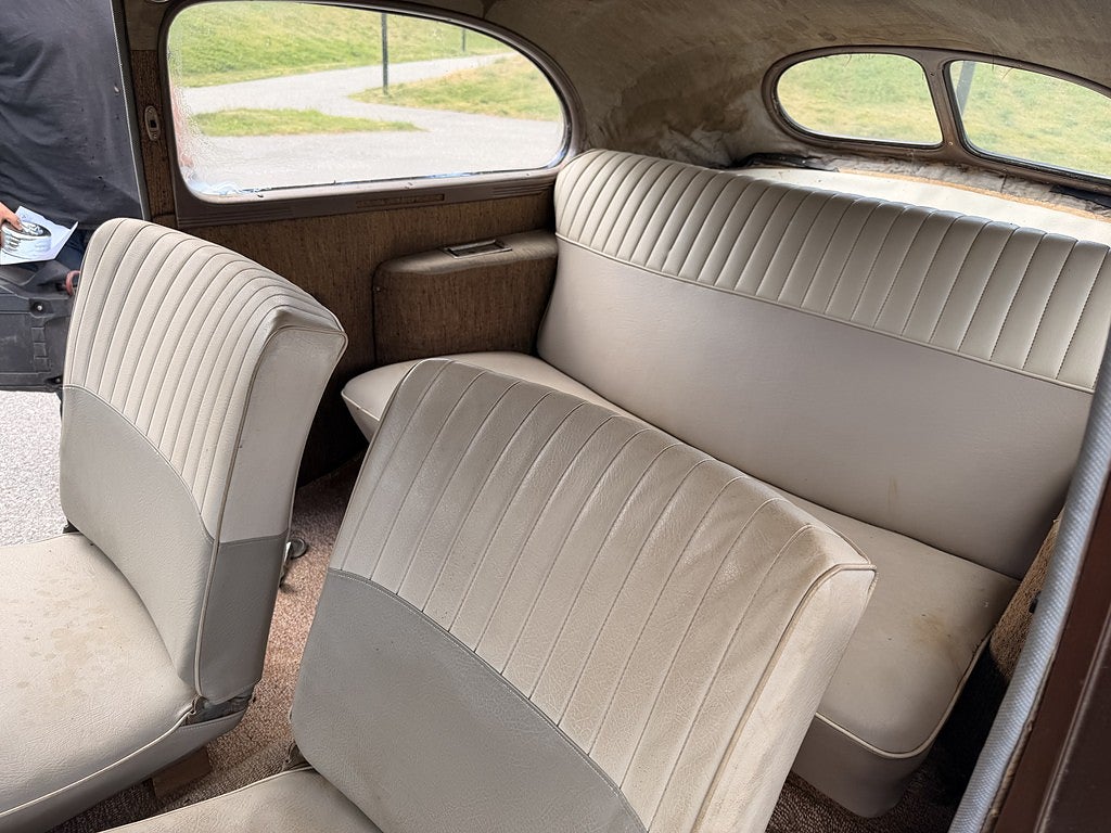 Ford Super Deluxe 1939 - miniatyr 7