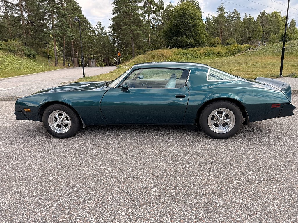Pontiac Firebird 1976 - miniatyr 2