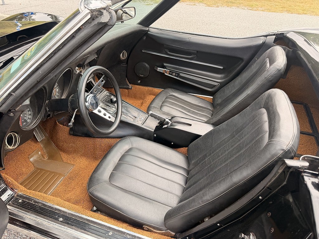 Chevrolet Corvette 1968 - miniatyr 9
