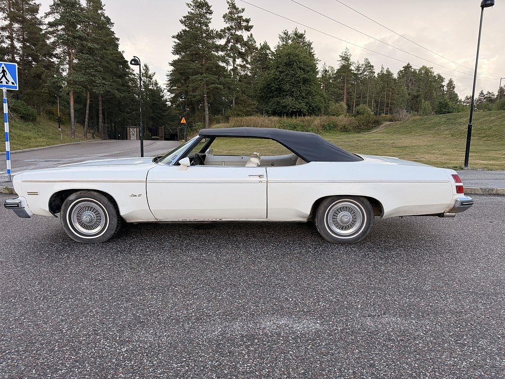 Oldsmobile Delta 1974 - miniatyr 2