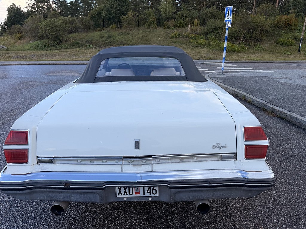 Oldsmobile Delta 1974 - miniatyr 4