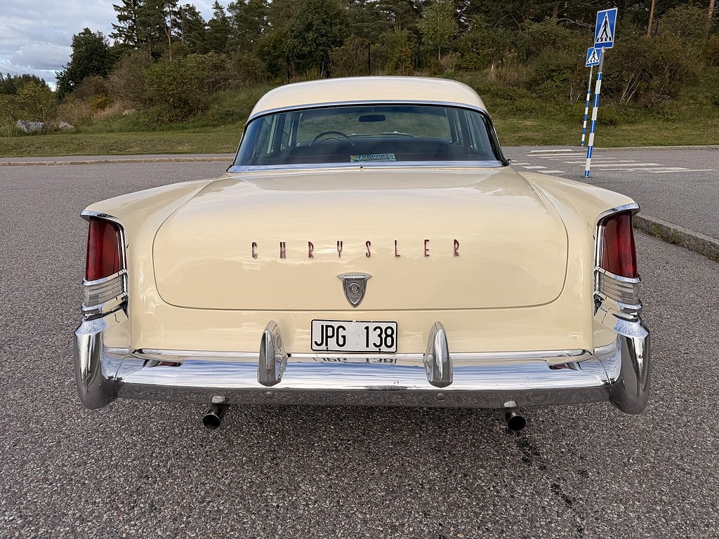 Chrysler New Yorker 1956 - miniatyr 4