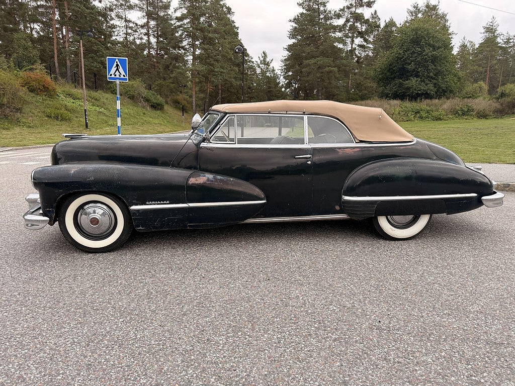 Cadillac Serie 62 1946 - miniatyr 2