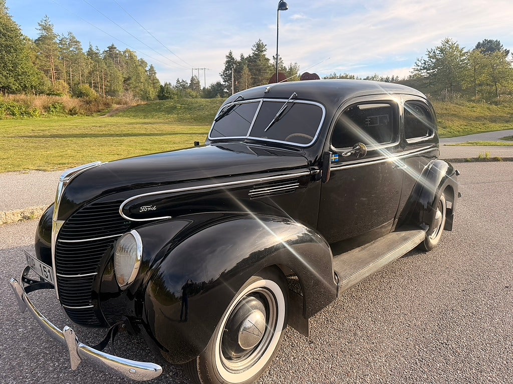 Ford Standard 1939 - bild 1 av 12