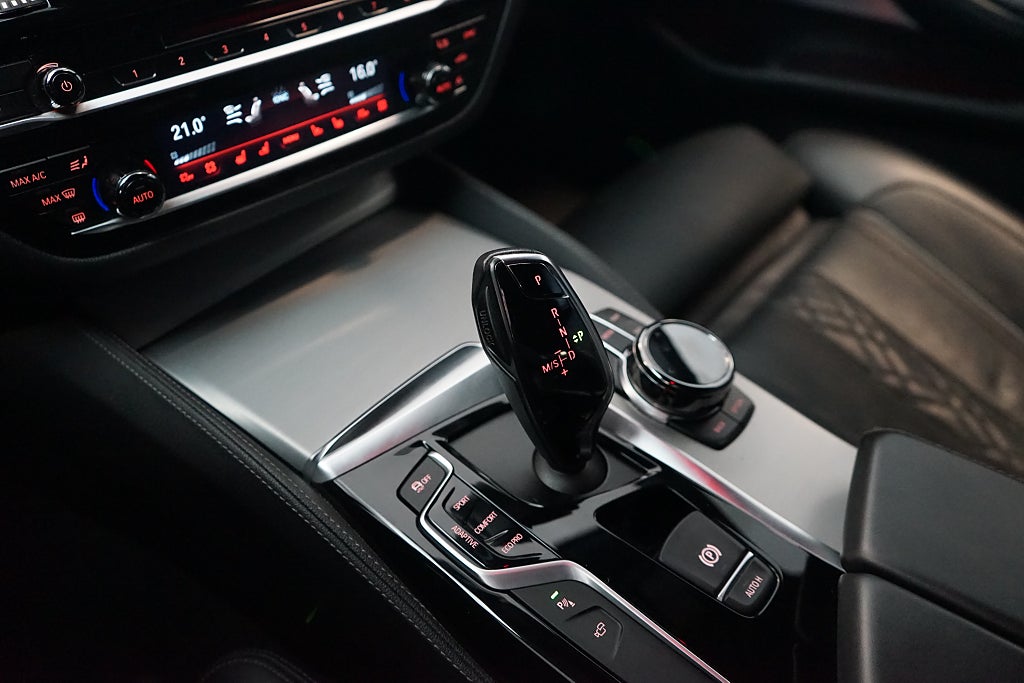 BMW M550 2018 - miniatyr 13