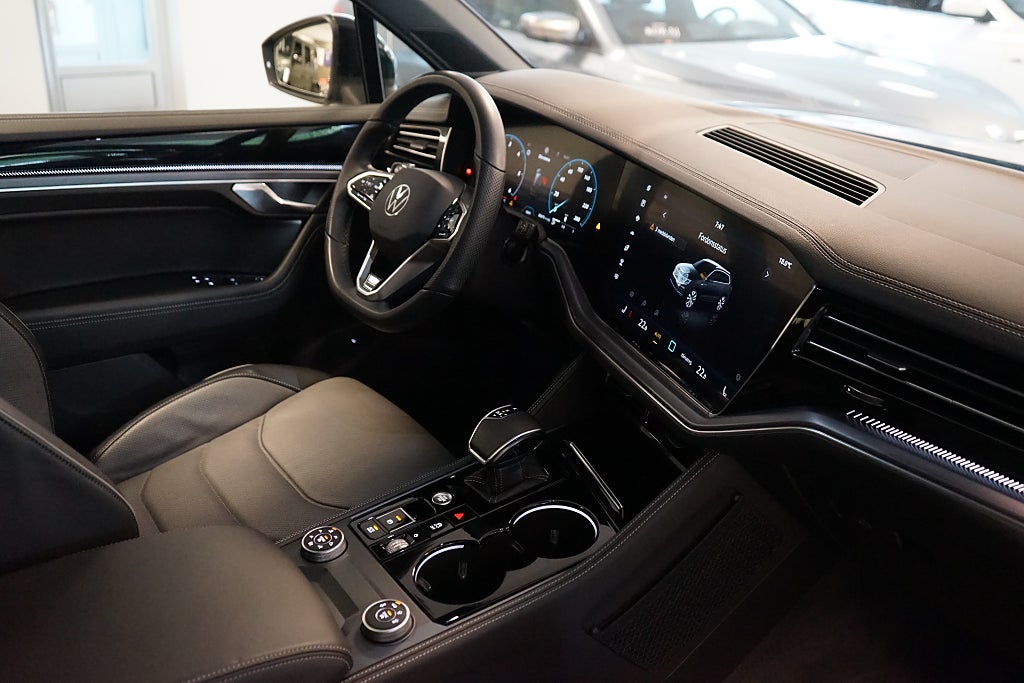 Volkswagen Touareg 2024 - miniatyr 16