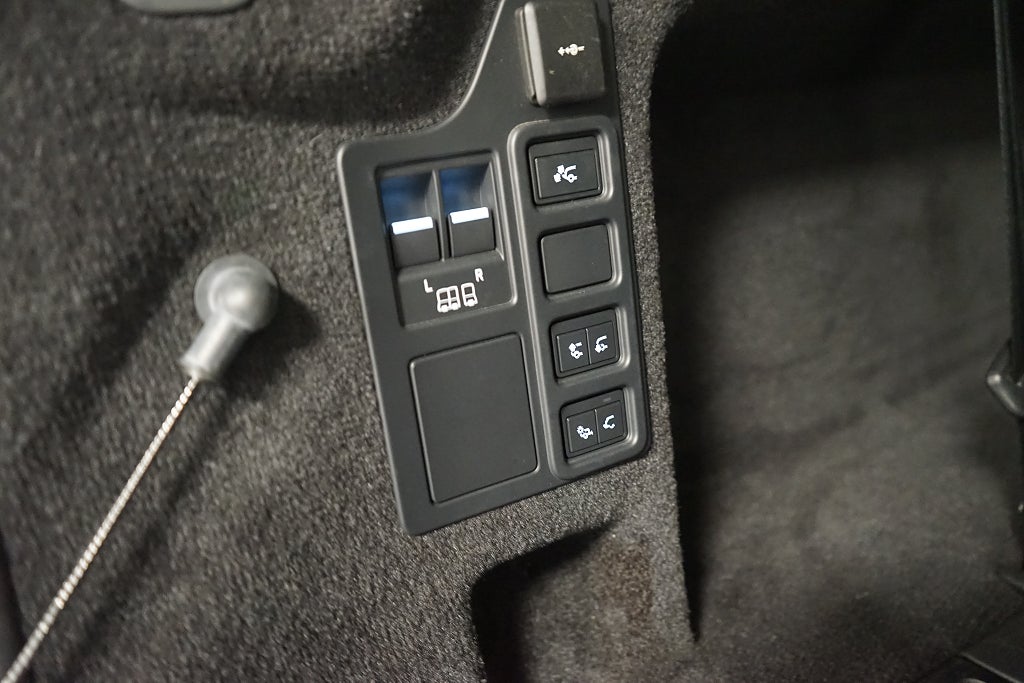 Land Rover Discovery 2024 - miniatyr 23