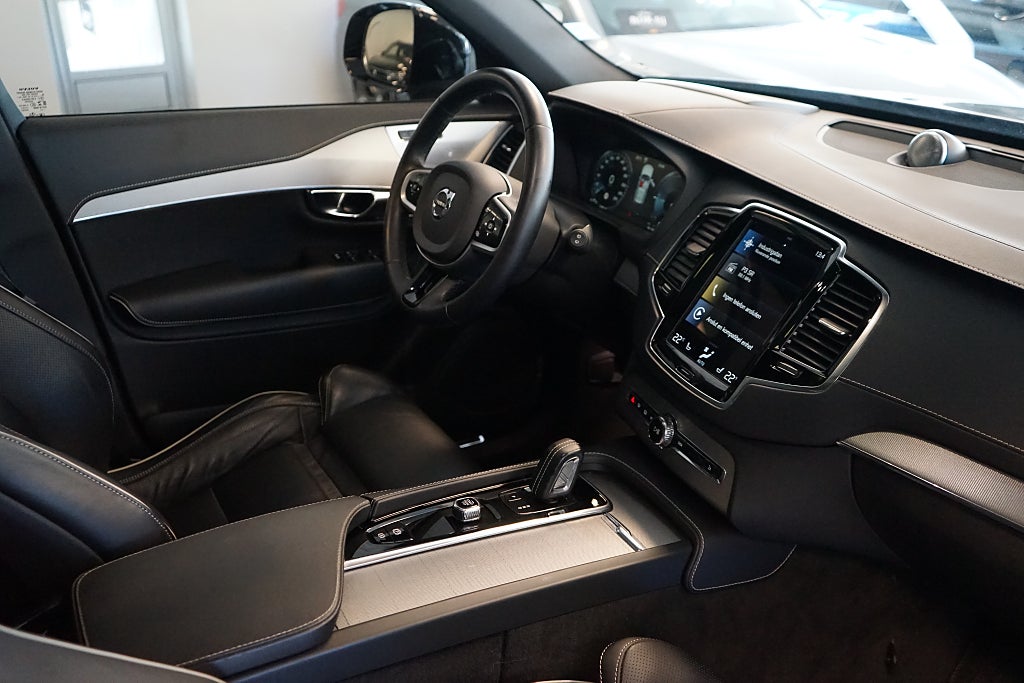 Volvo XC90 2022 - miniatyr 13