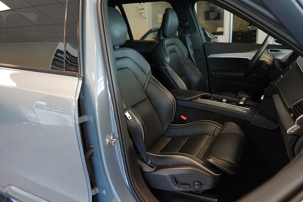 Volvo XC90 2022 - miniatyr 14