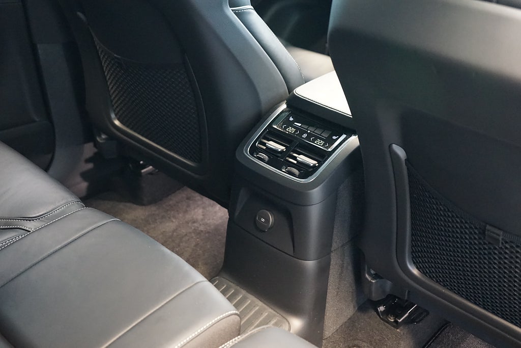 Volvo XC90 2022 - miniatyr 17