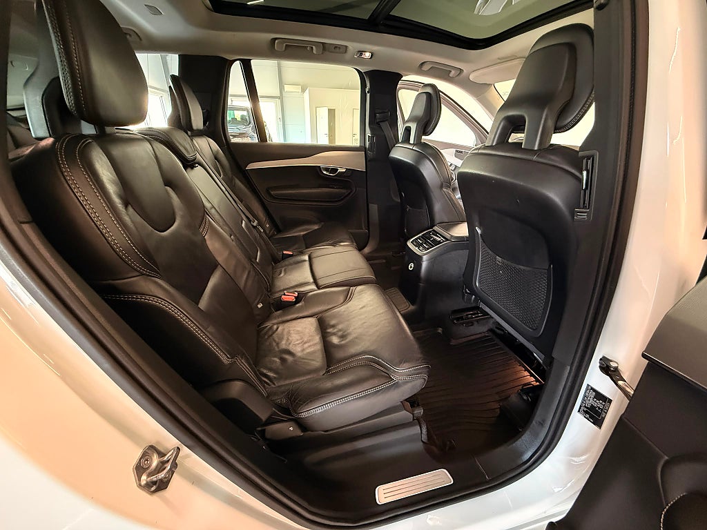 Volvo XC90 2017 - miniatyr 15