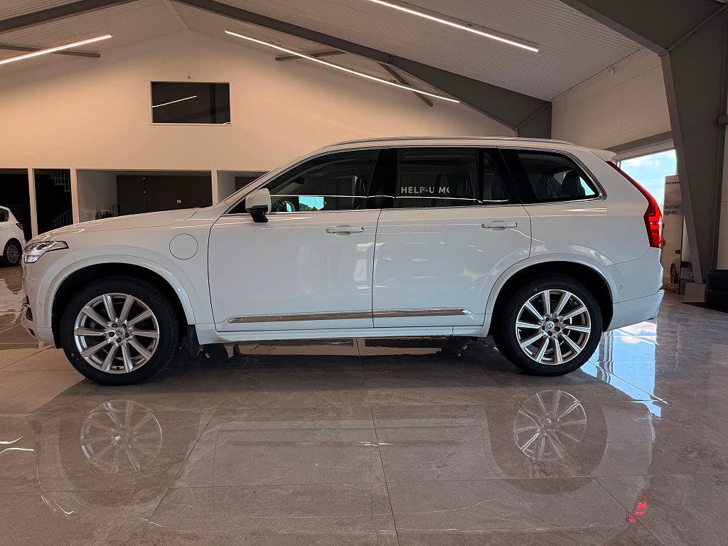 Volvo XC90 2017 - miniatyr 3