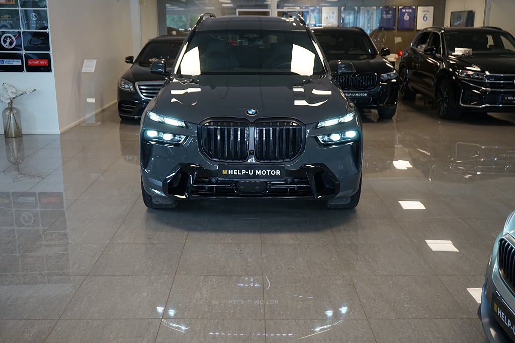BMW X7 2026 - miniatyr 2