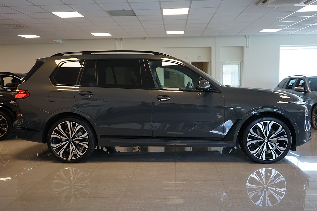 BMW X7 2026 - miniatyr 3