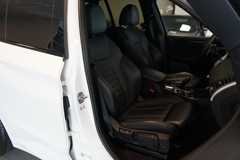 BMW X3 2019 - miniatyr 16