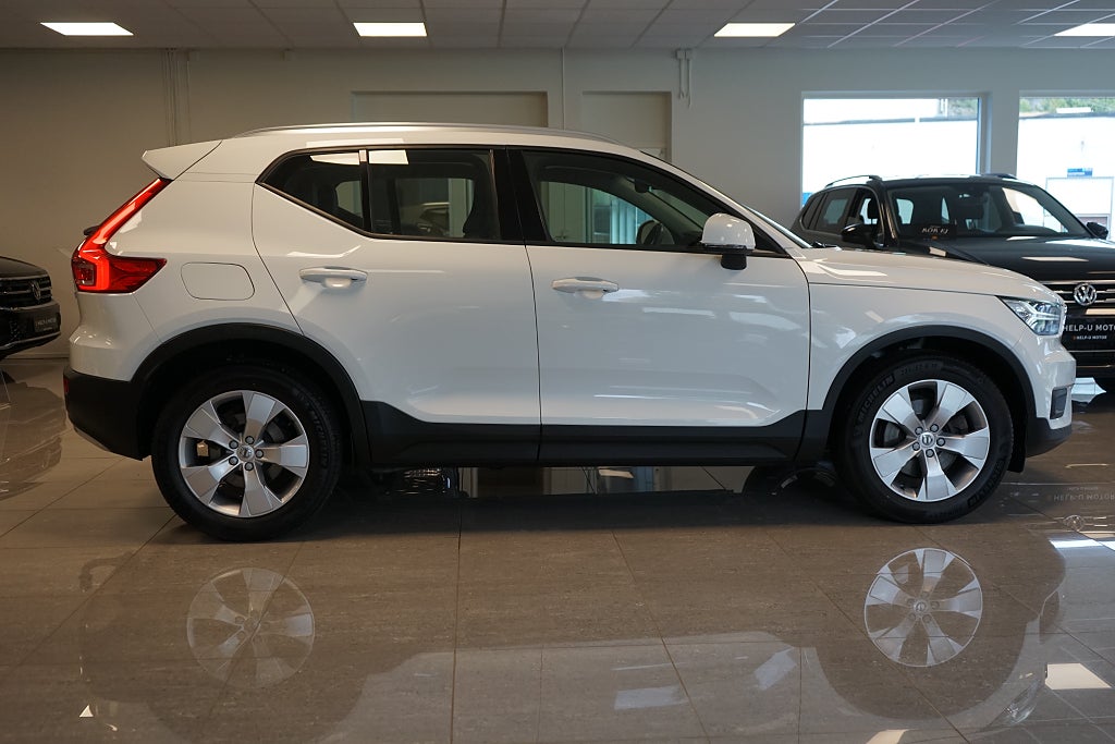 Volvo XC40 2019 - miniatyr 3