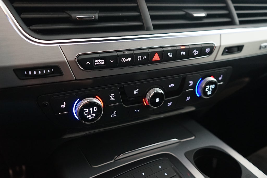Audi Q7 2018 - miniatyr 13