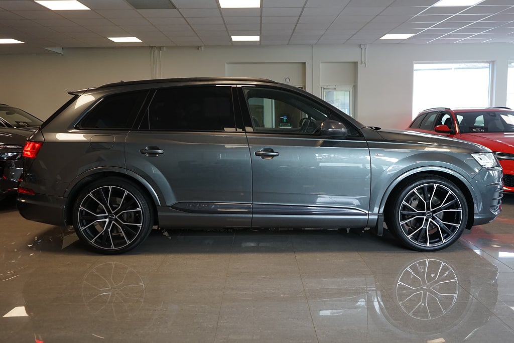 Audi Q7 2018 - miniatyr 3