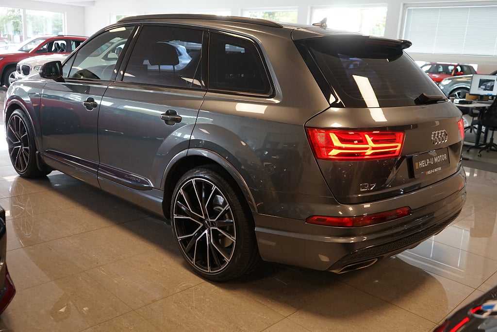 Audi Q7 2018 - miniatyr 22