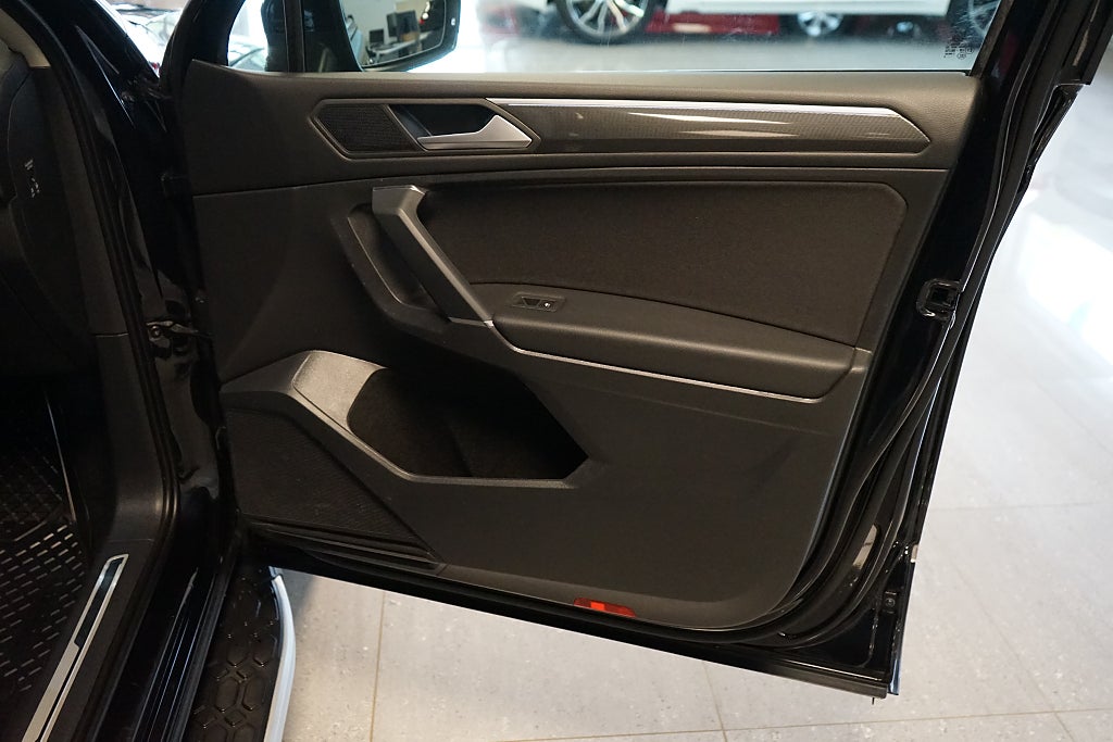 Volkswagen Tiguan 2020 - miniatyr 11