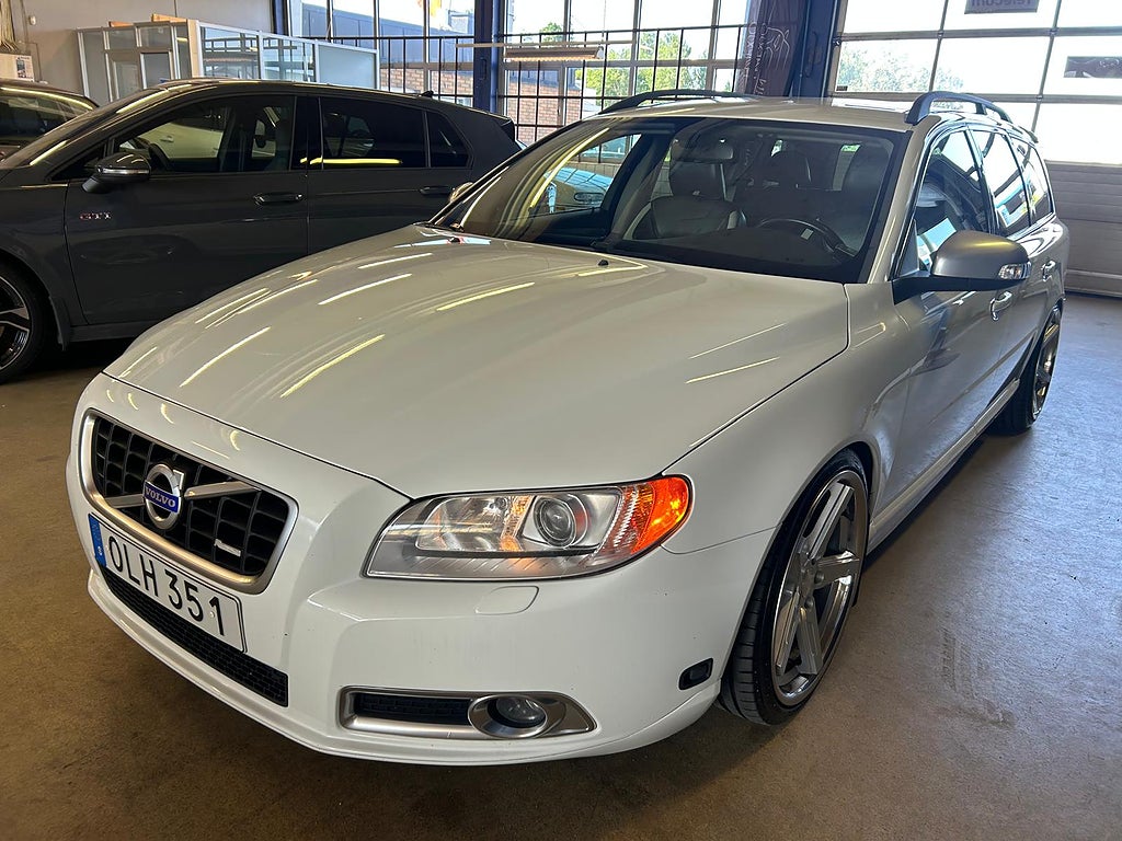 Volvo V70 2011 - miniatyr 3