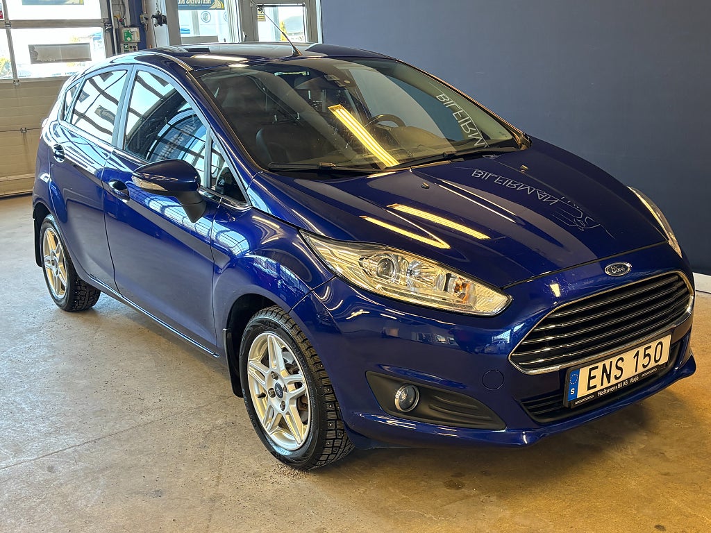 Ford Fiesta 2015 - miniatyr 2