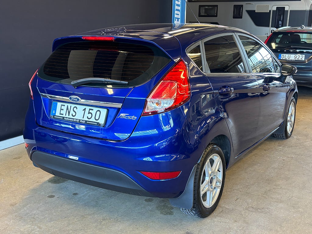 Ford Fiesta 2015 - miniatyr 3