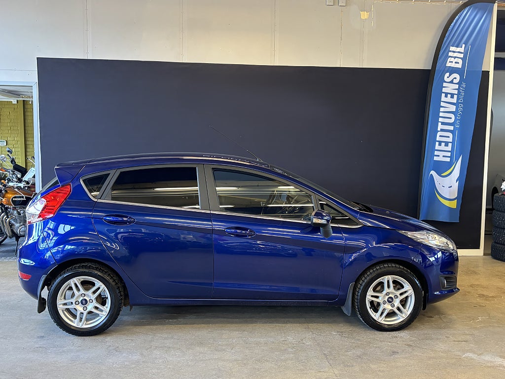 Ford Fiesta 2015 - miniatyr 4