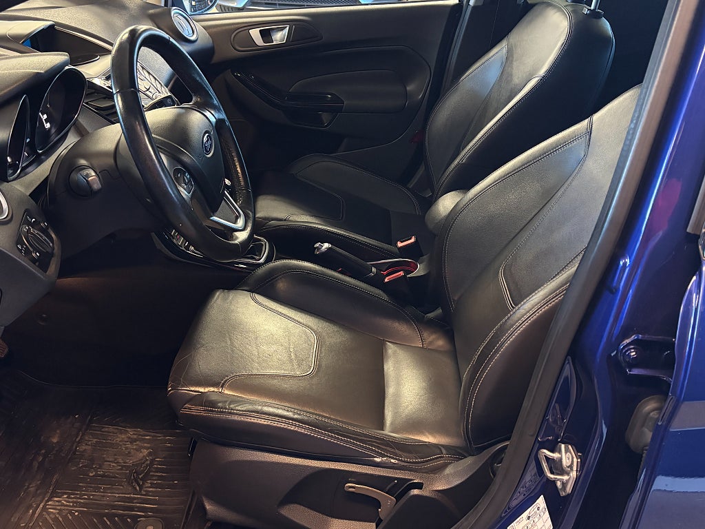 Ford Fiesta 2015 - miniatyr 6
